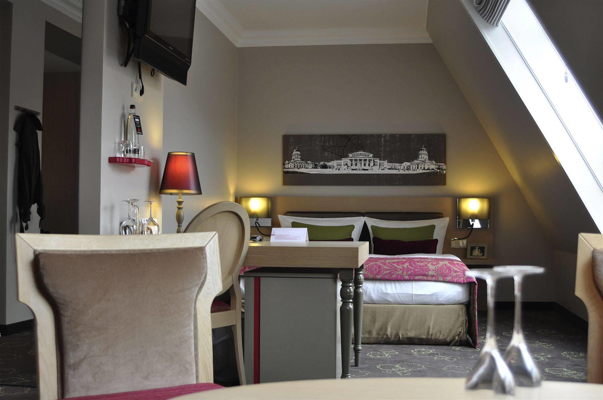 Hotel Gendarm Nouveau Berlin Bagian luar foto