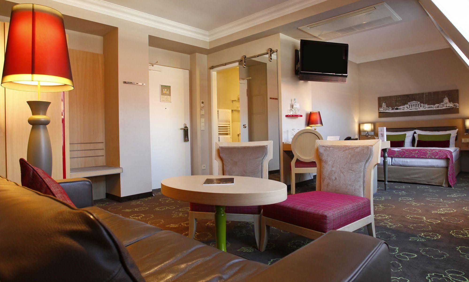 Hotel Gendarm Nouveau Berlin Bagian luar foto